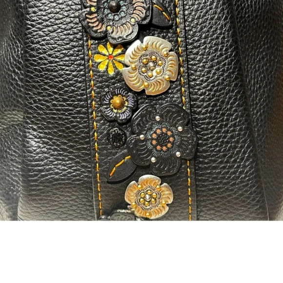 ❗️EXTREMELY RARE❗️COACH TOOLED TEA ROSE BANDIT HOBO - Main Image